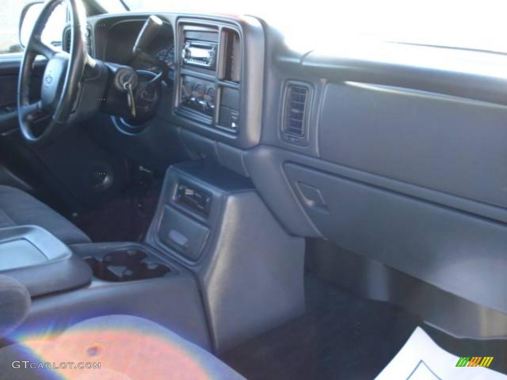 2002 Silverado 1500 LS Extended Cab 4x4 - Victory Red / Graphite Gray photo #30