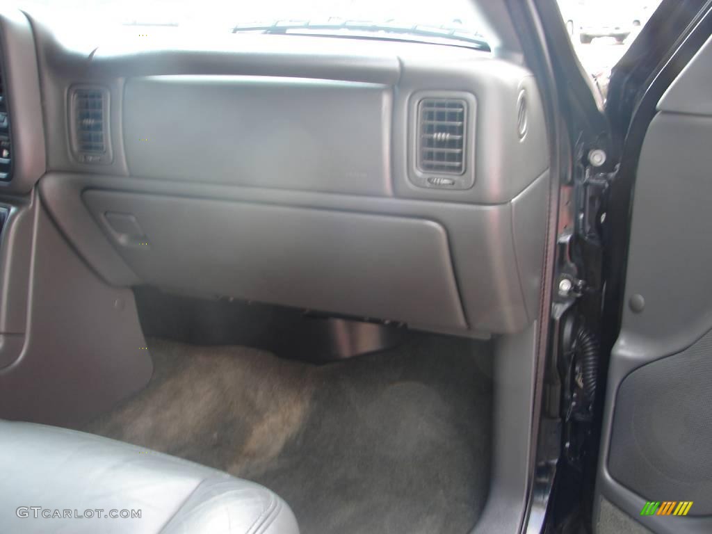 2004 Silverado 1500 SS Extended Cab AWD - Black / Dark Charcoal photo #31