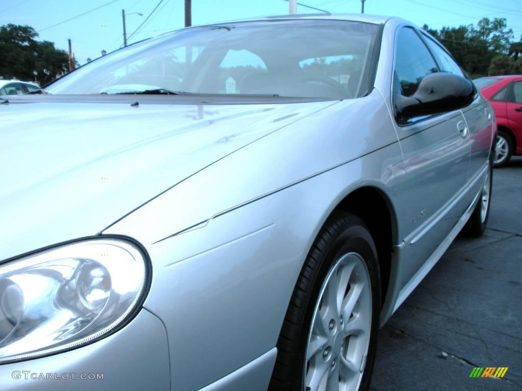 2000 LHS  - Bright Silver Metallic / Agate photo #12
