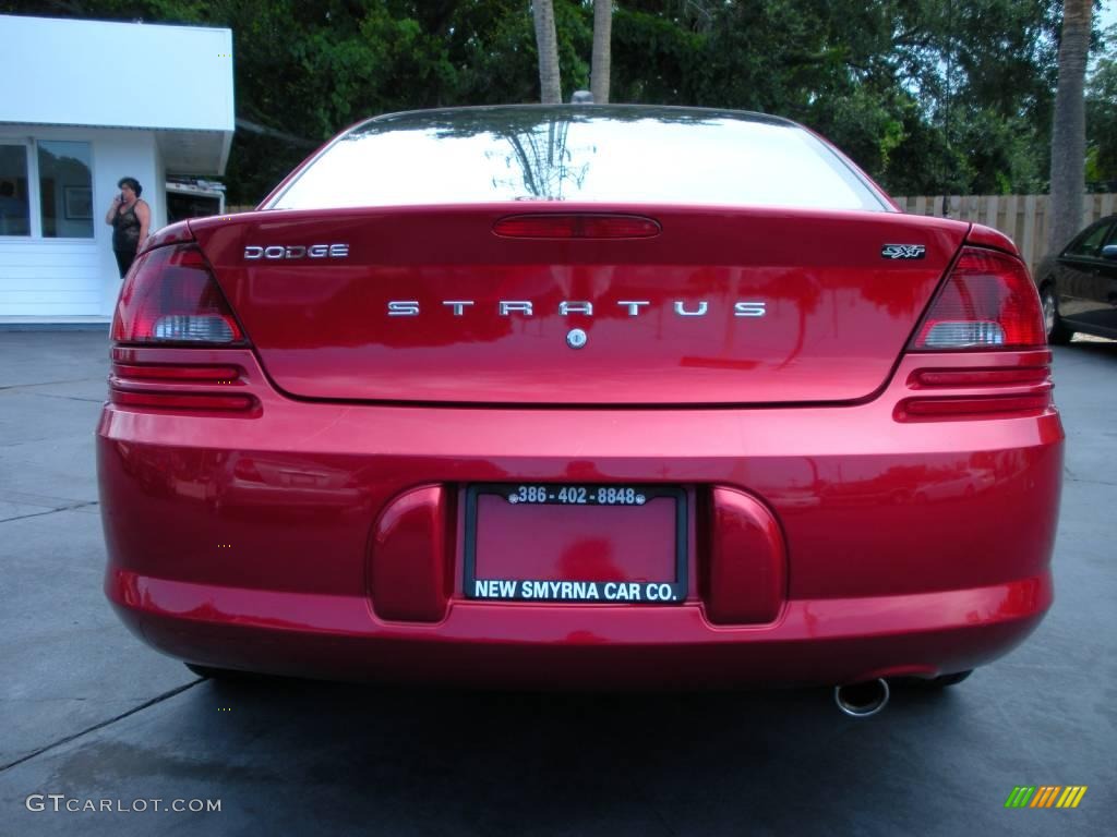 2003 Stratus SXT Sedan - Inferno Red Pearl / Dark Slate Gray photo #6