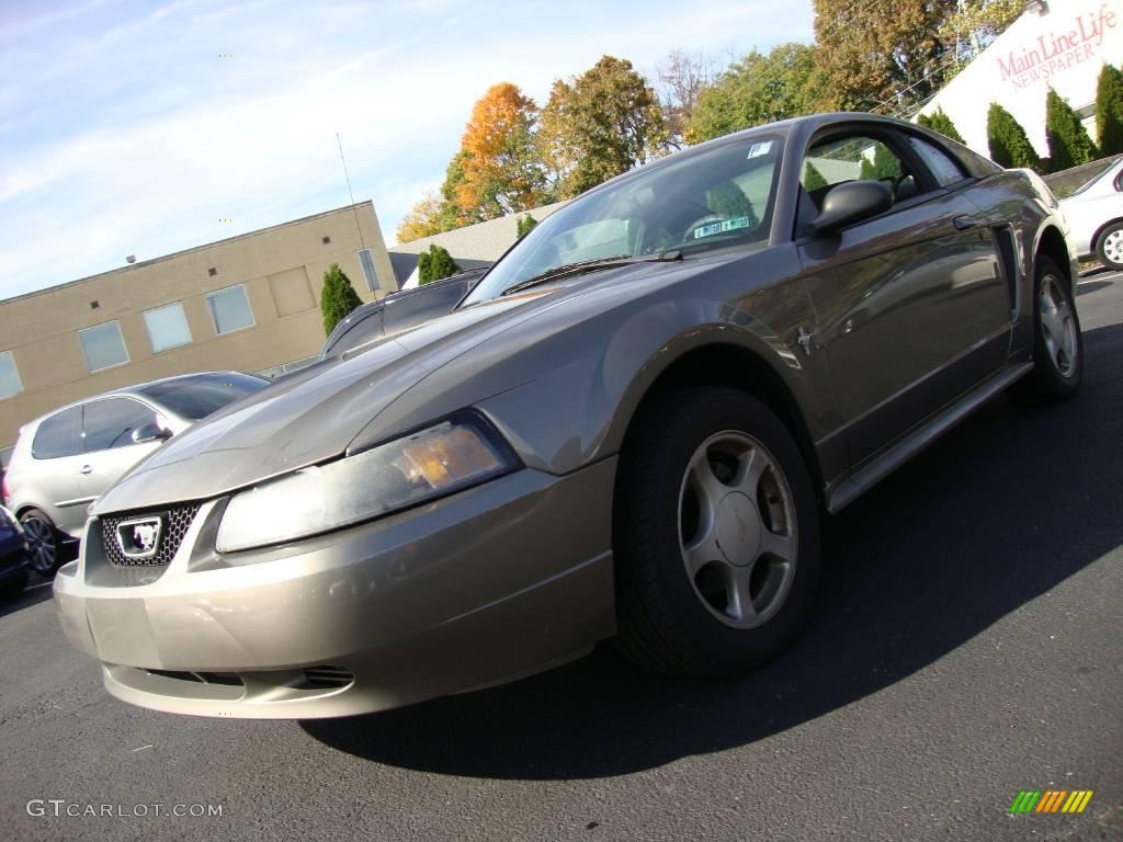 2002 Mustang V6 Coupe - Mineral Grey Metallic / Dark Charcoal photo #2