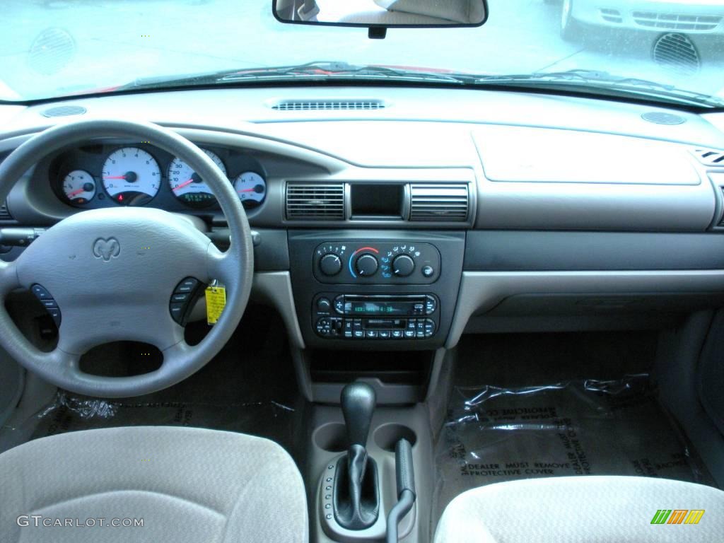 2003 Stratus SXT Sedan - Inferno Red Pearl / Dark Slate Gray photo #22