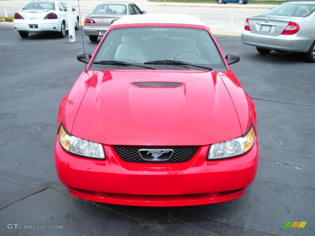 1999 Mustang GT Convertible - Rio Red / Oxford White photo #3