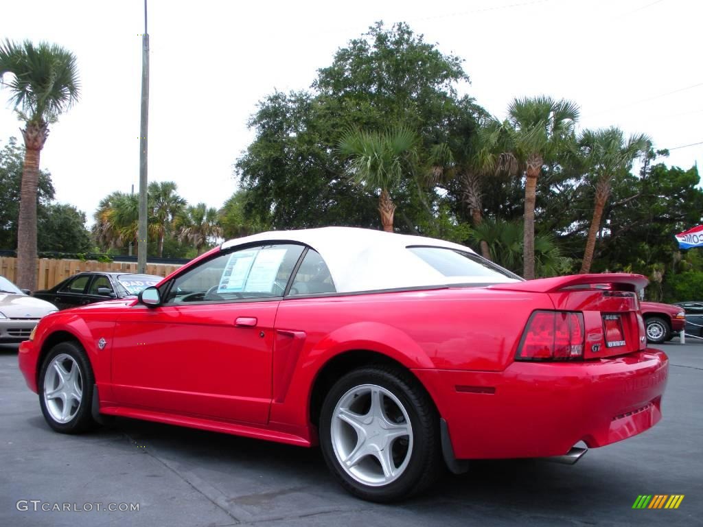 1999 Mustang GT Convertible - Rio Red / Oxford White photo #9