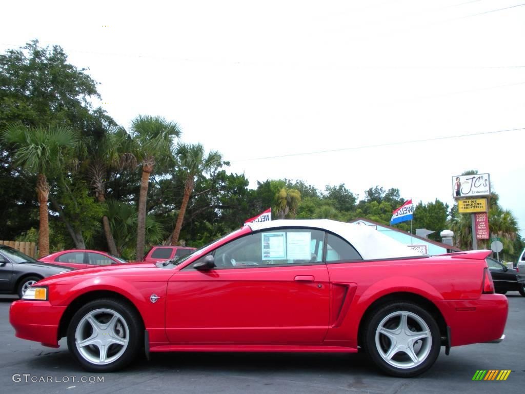 1999 Mustang GT Convertible - Rio Red / Oxford White photo #10