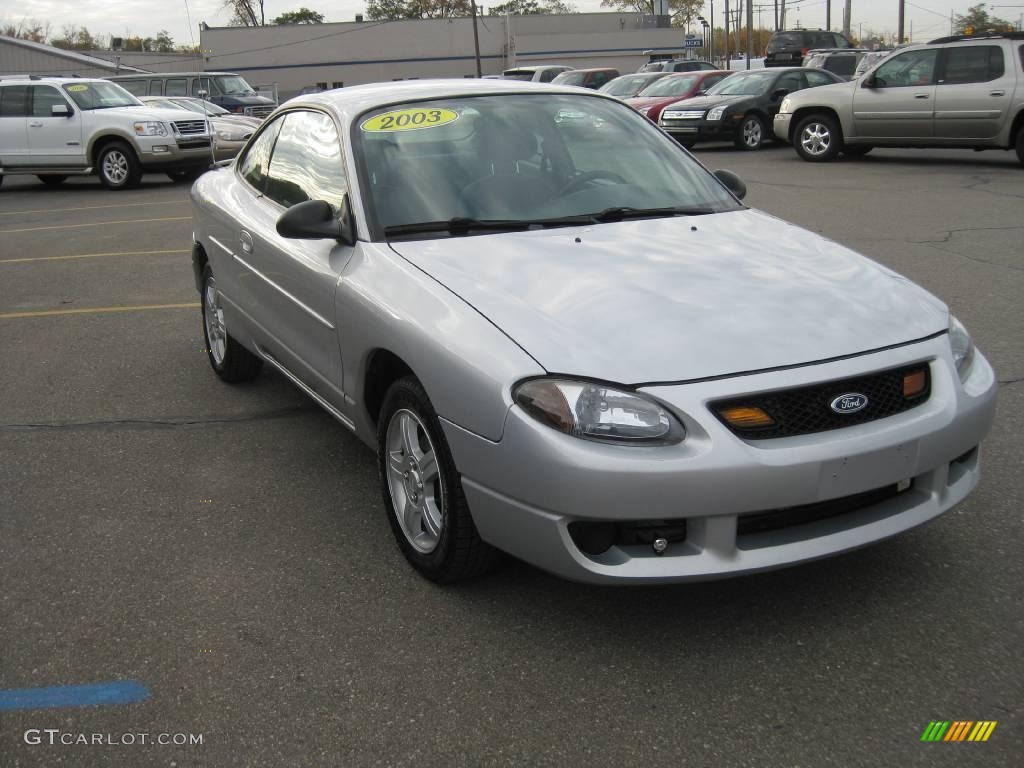 2003 Escort ZX2 Coupe - Silver Frost Metallic / Dark Charcoal photo #5