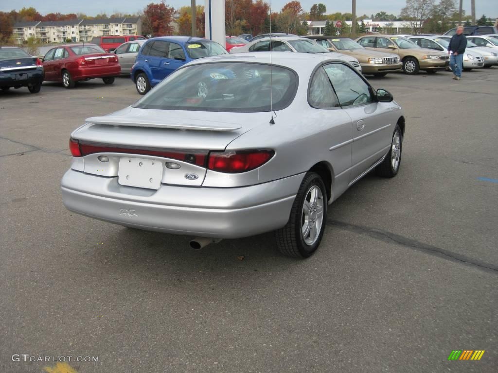 2003 Escort ZX2 Coupe - Silver Frost Metallic / Dark Charcoal photo #10