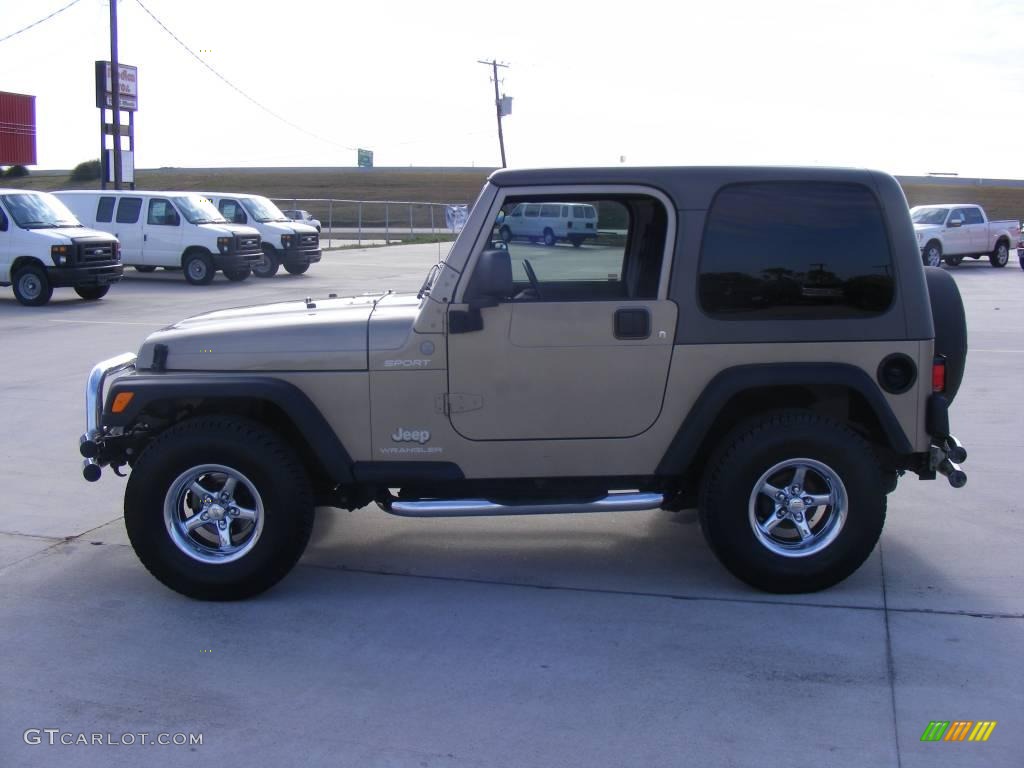 2004 Wrangler Sport 4x4 - Light Khaki Metallic / Khaki photo #2