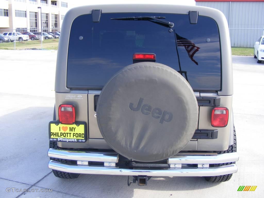 2004 Wrangler Sport 4x4 - Light Khaki Metallic / Khaki photo #7