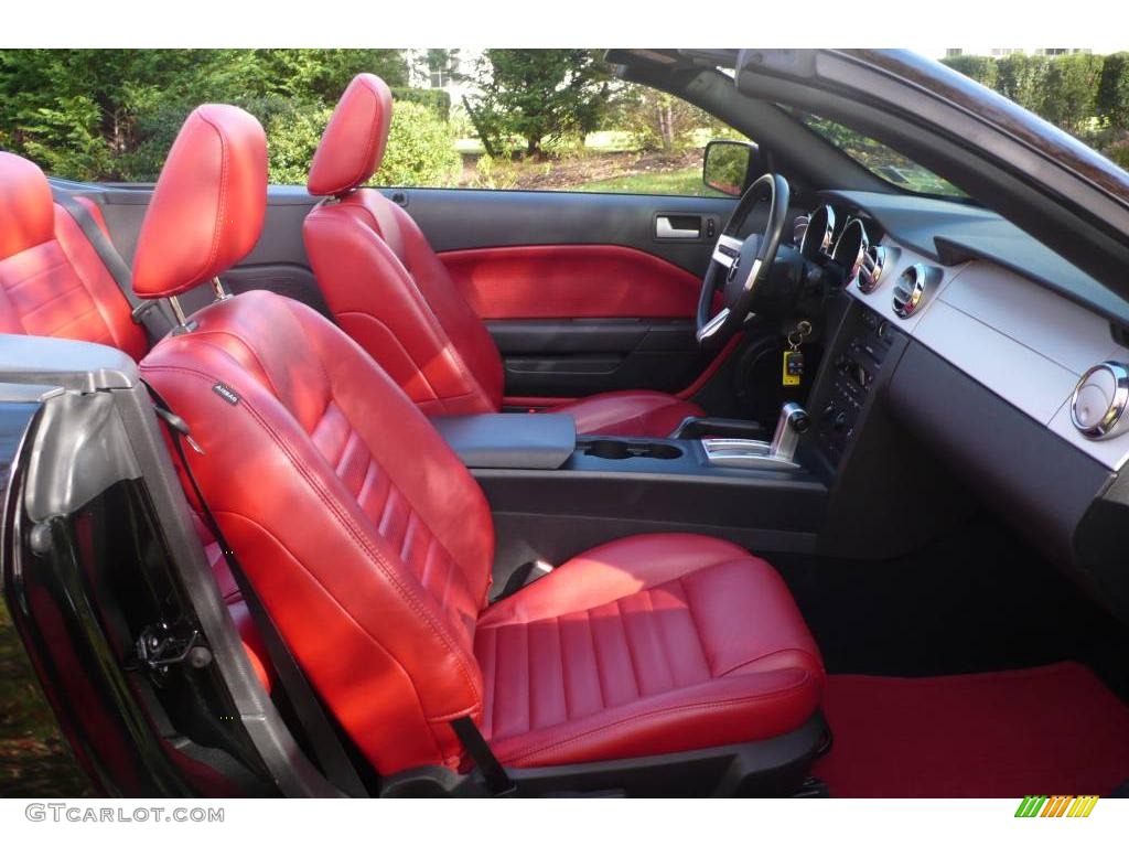 2006 Mustang GT Premium Convertible - Black / Red/Dark Charcoal photo #15