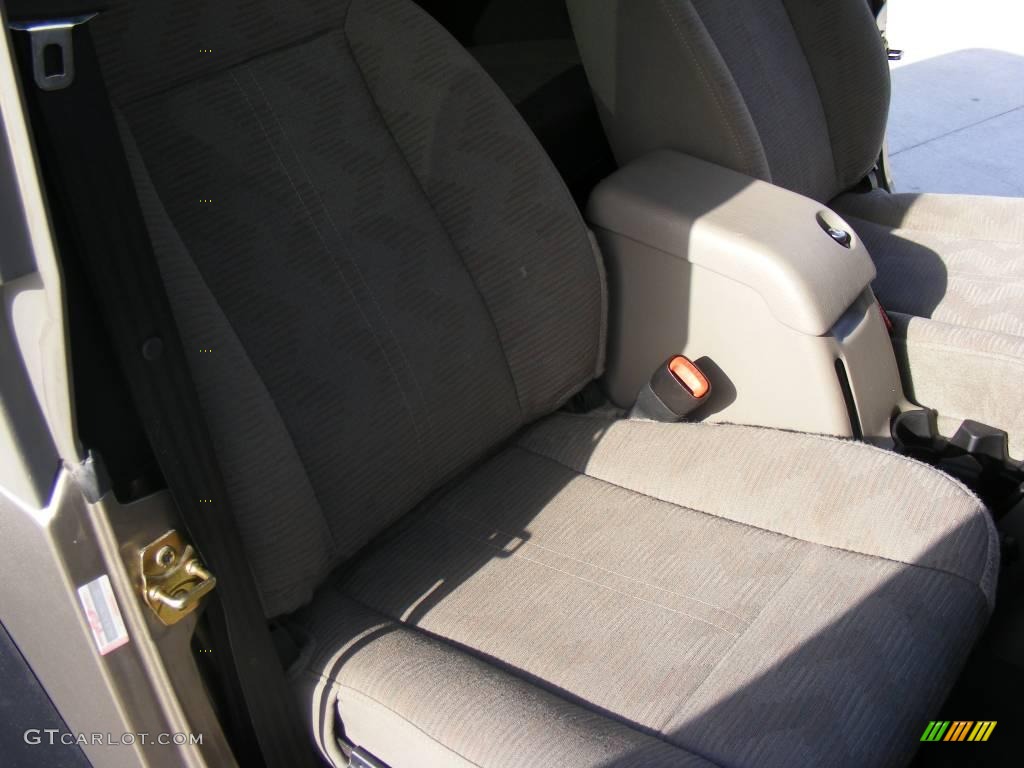 2004 Wrangler Sport 4x4 - Light Khaki Metallic / Khaki photo #25