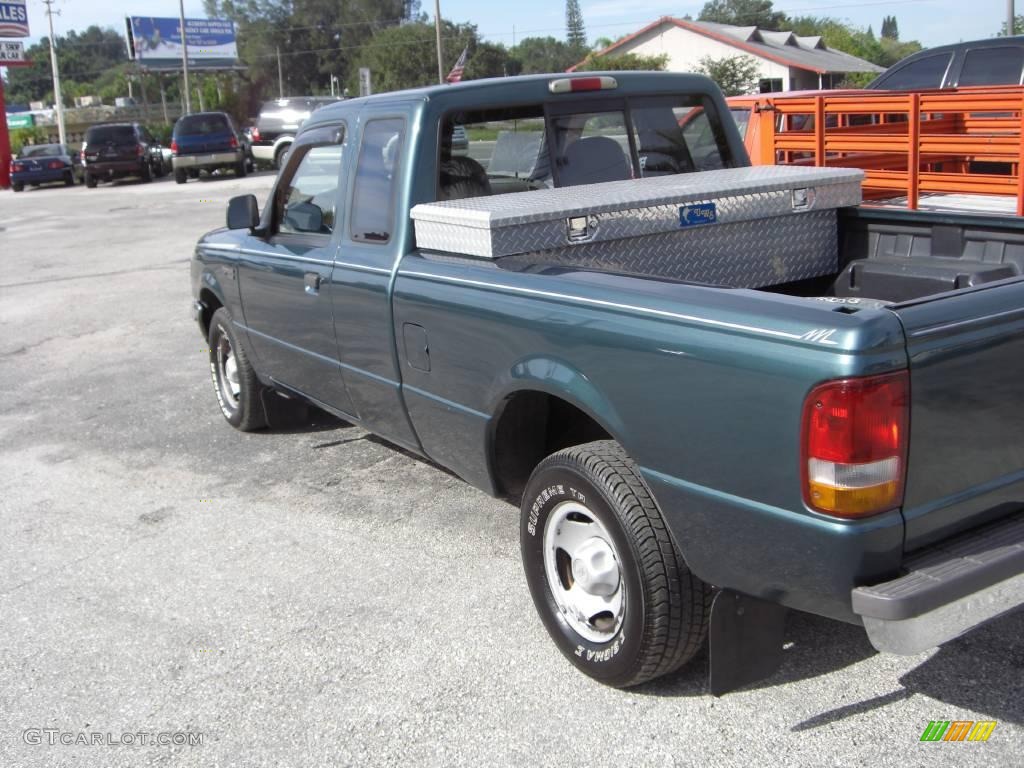 1995 Ranger XLT SuperCab - Medium Willow Metallic / Grey photo #4