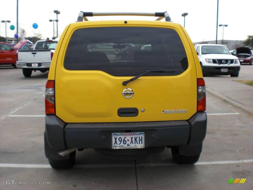 2004 Xterra XE - Solar Yellow / Charcoal photo #3