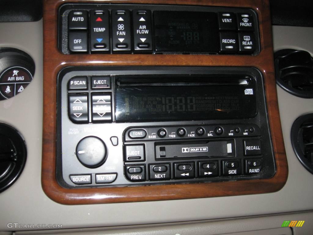 1997 Buick Riviera Supercharged Coupe Controls Photo #20493369