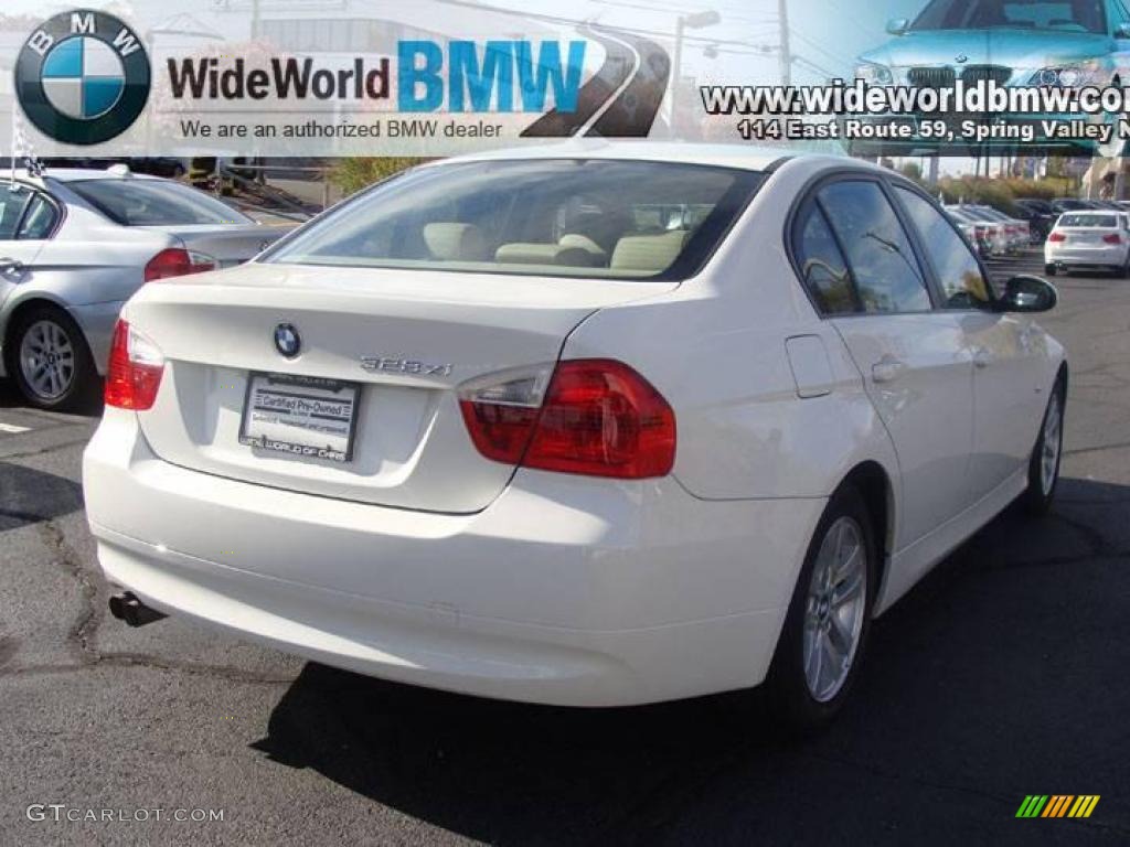 2007 3 Series 328xi Sedan - Alpine White / Beige photo #4