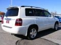 Super White - Highlander V6 4WD Photo No. 3