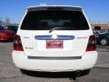 Super White - Highlander V6 4WD Photo No. 4