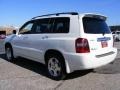 Super White - Highlander V6 4WD Photo No. 5