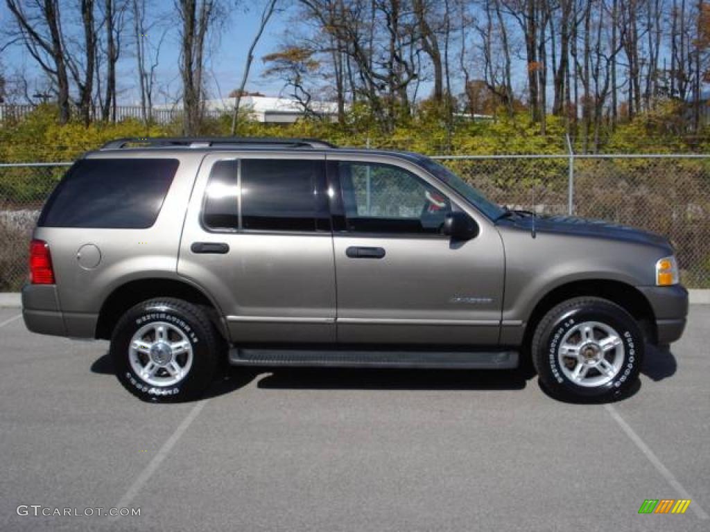 2004 Explorer XLT 4x4 - Mineral Grey Metallic / Medium Parchment photo #7