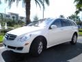 Alabaster White - R 350 4Matic Photo No. 2