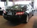 Black - Camry LE Photo No. 6