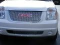 2009 White Diamond Tricoat GMC Yukon Denali AWD  photo #25