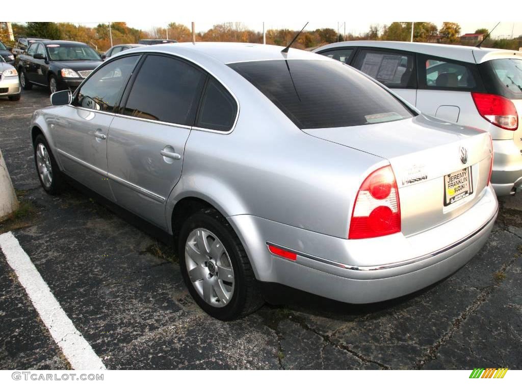 2003 Passat GLX Sedan - Reflex Silver Metallic / Grey photo #4