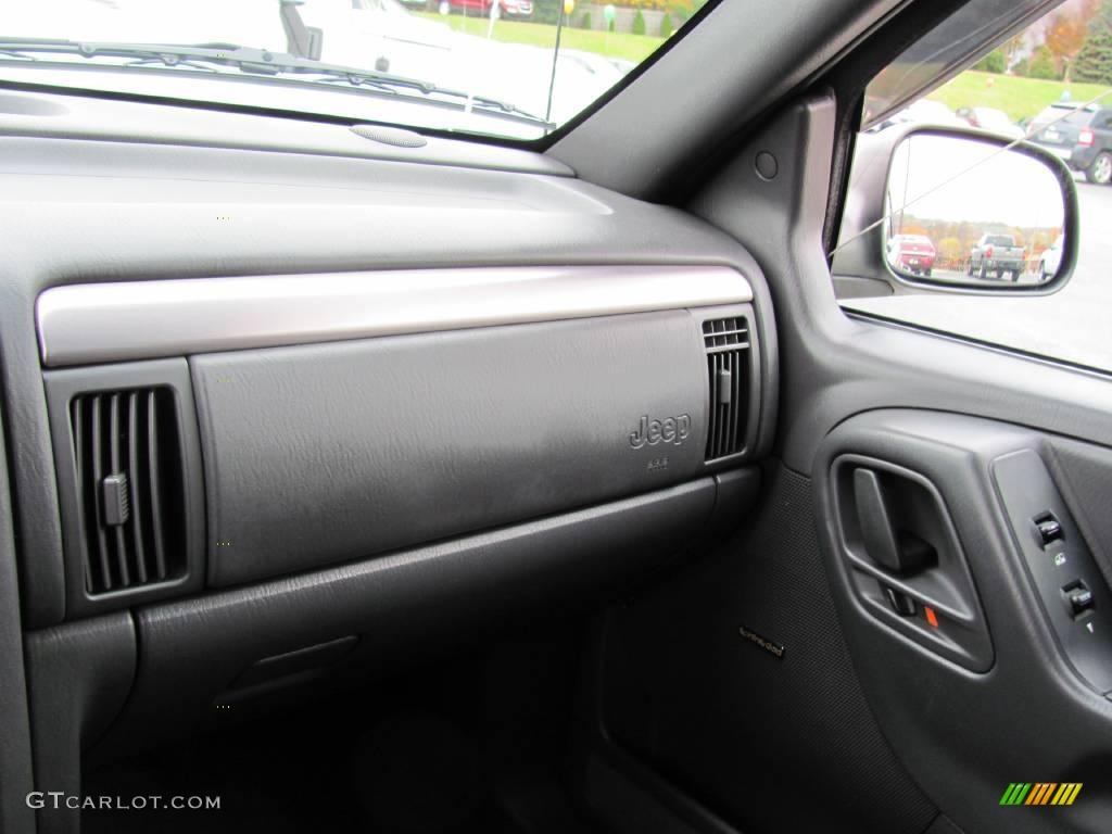 2001 Grand Cherokee Laredo 4x4 - Silverstone Metallic / Agate photo #24