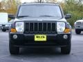 Black - Commander 4x4 Photo No. 2