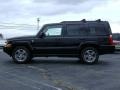 Black - Commander 4x4 Photo No. 4