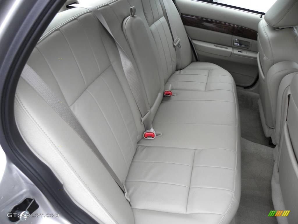 2009 Grand Marquis LS - Silver Birch Metallic / Medium Light Stone photo #10