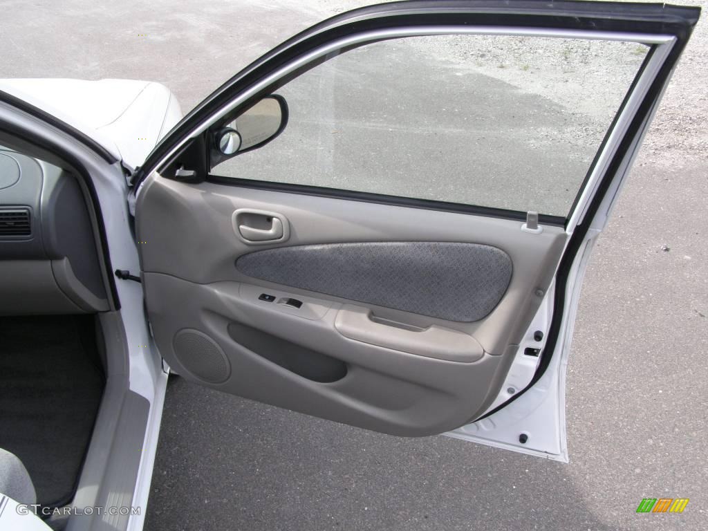 1999 Corolla CE - Super White / Light Charcoal photo #12