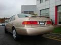 2000 Cashmere Beige Metallic Toyota Camry LE  photo #8