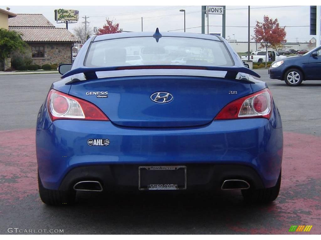 2010 Genesis Coupe 3.8 Track - Mirabeau Blue / Black photo #4