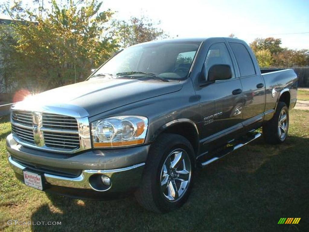 Mineral Gray Metallic Dodge Ram 1500