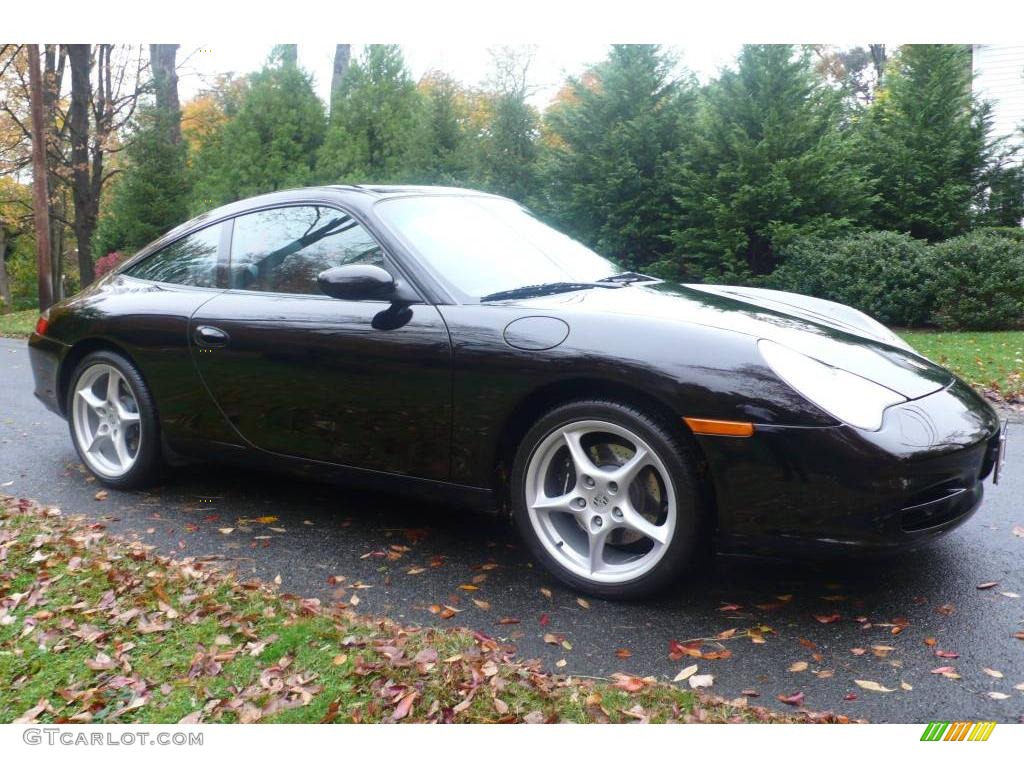 Black Porsche 911