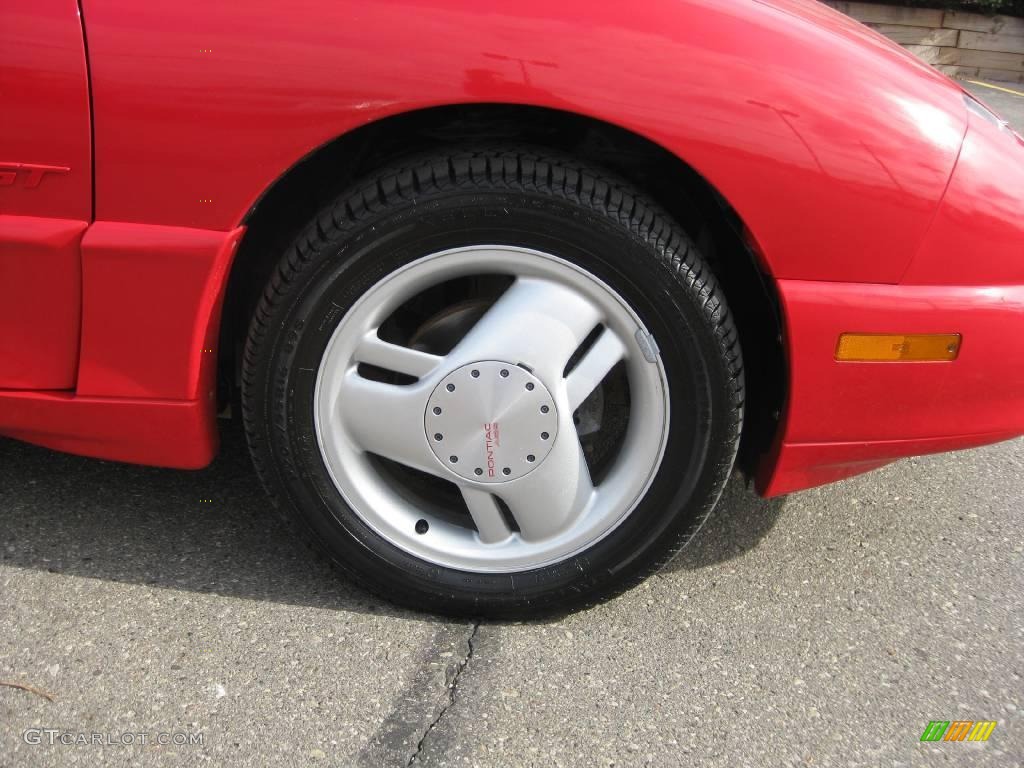 1997 Sunfire GT Coupe - Bright Red / Graphite photo #14