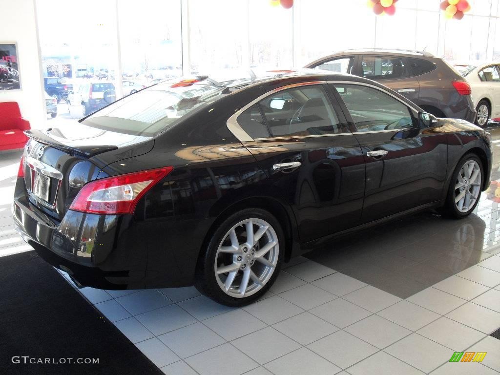 2009 Maxima 3.5 SV - Super Black / Charcoal photo #3