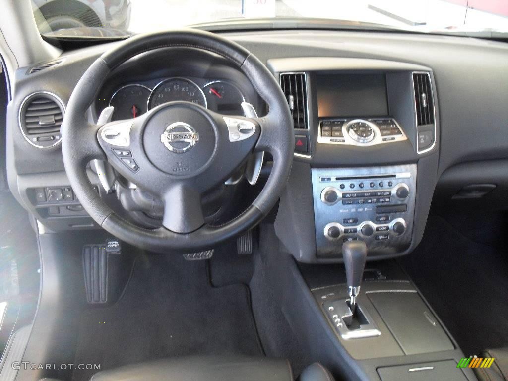 2009 Maxima 3.5 SV - Super Black / Charcoal photo #21