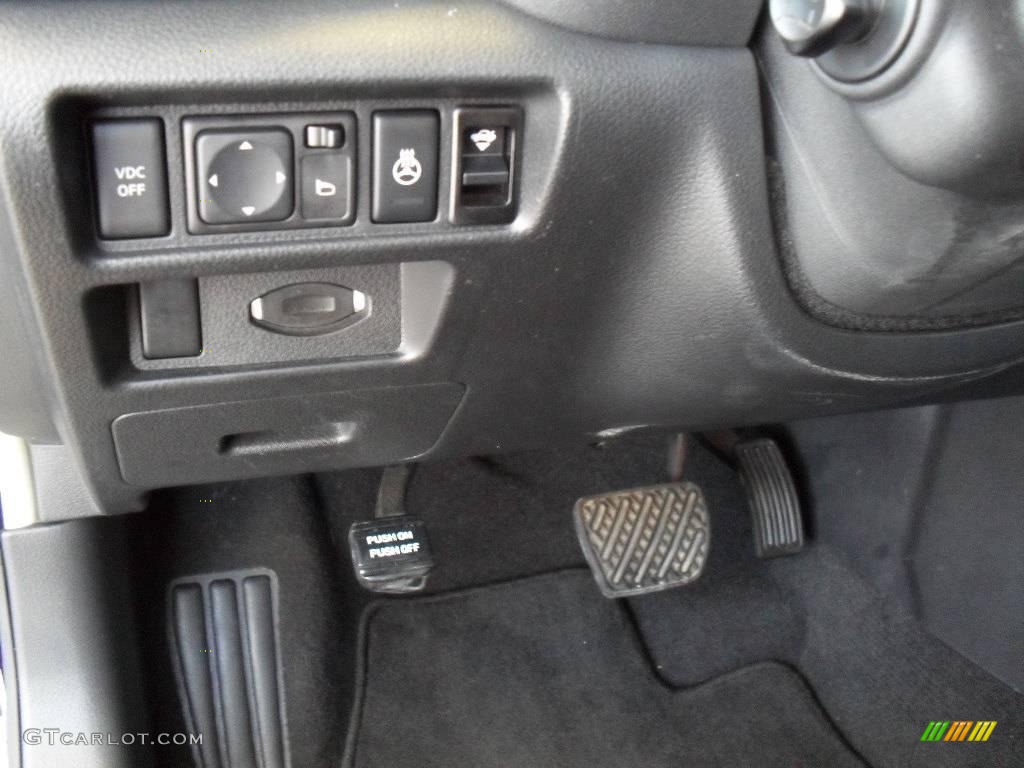 2009 Maxima 3.5 SV - Super Black / Charcoal photo #26