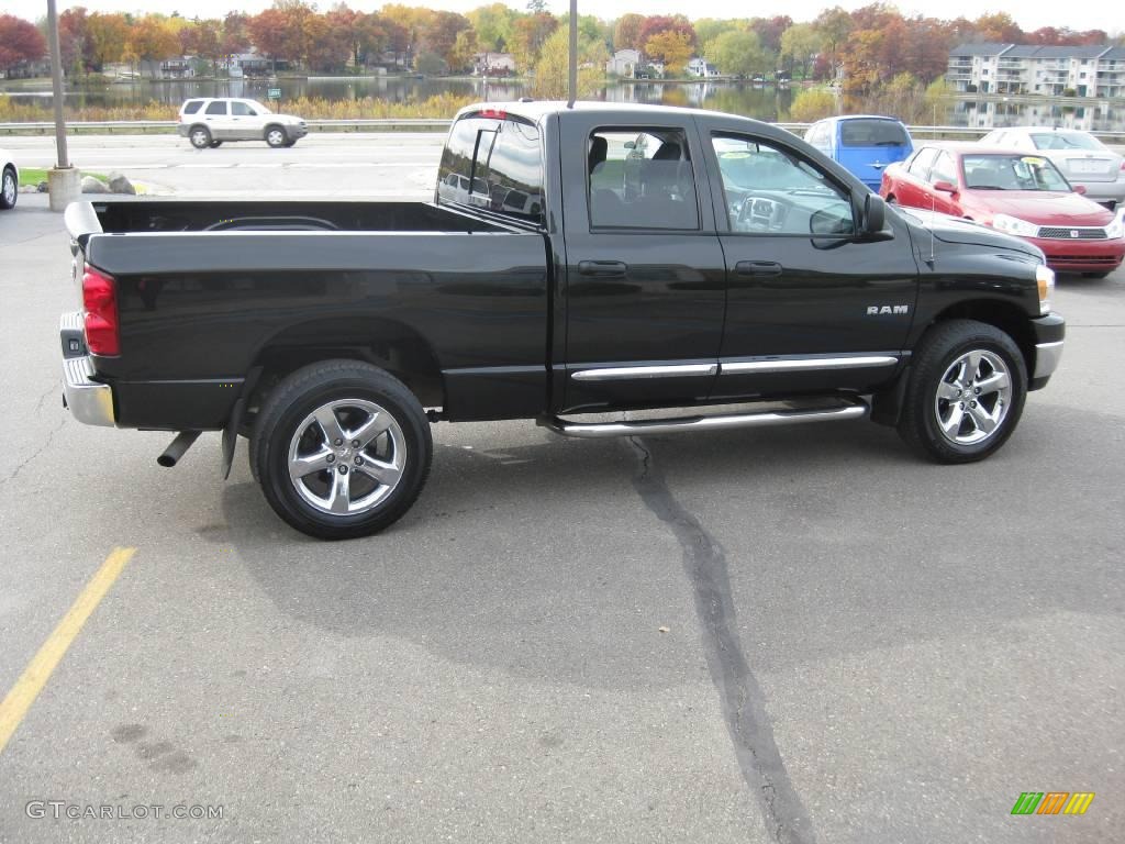 2008 Ram 1500 Big Horn Edition Quad Cab 4x4 - Brilliant Black Crystal Pearl / Medium Slate Gray photo #8