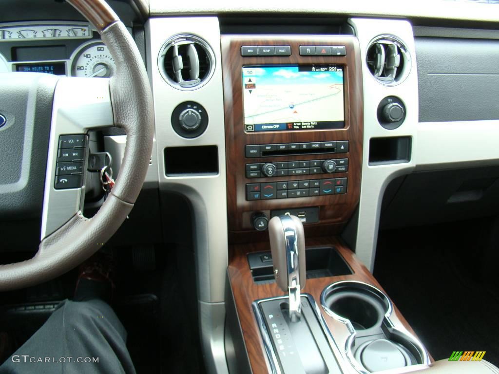 2010 F150 Platinum SuperCrew 4x4 - Ingot Silver Metallic / Sienna Brown Leather/Black photo #33