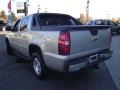 2007 Gold Mist Metallic Chevrolet Avalanche LT 4WD  photo #3