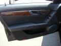 Black - C 300 4Matic Photo No. 7