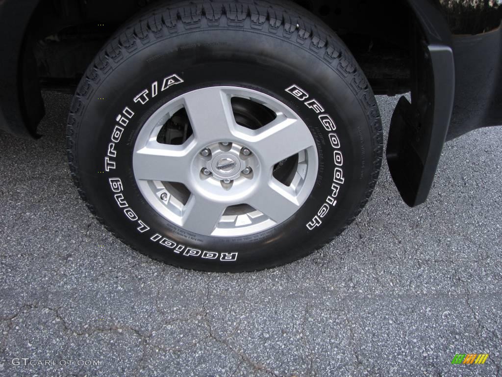 2006 Frontier SE Crew Cab 4x4 - Super Black / Steel photo #18
