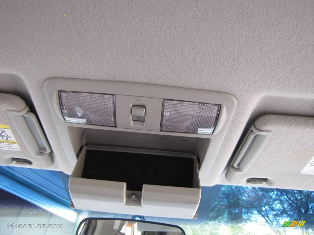 2006 Frontier SE Crew Cab 4x4 - Super Black / Steel photo #54