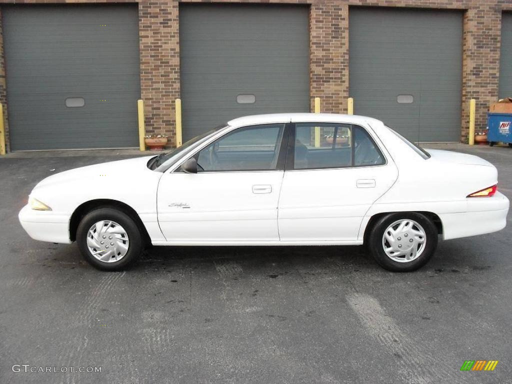 1997 Skylark Custom Sedan - Bright White / Graphite photo #5