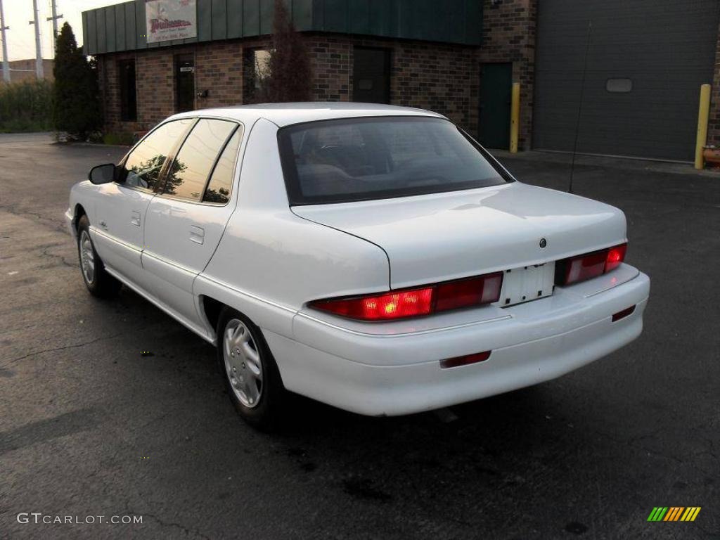 1997 Skylark Custom Sedan - Bright White / Graphite photo #7
