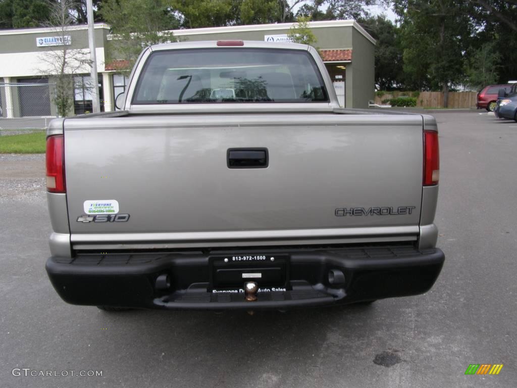 2003 S10 Extended Cab - Light Pewter Metallic / Graphite photo #4
