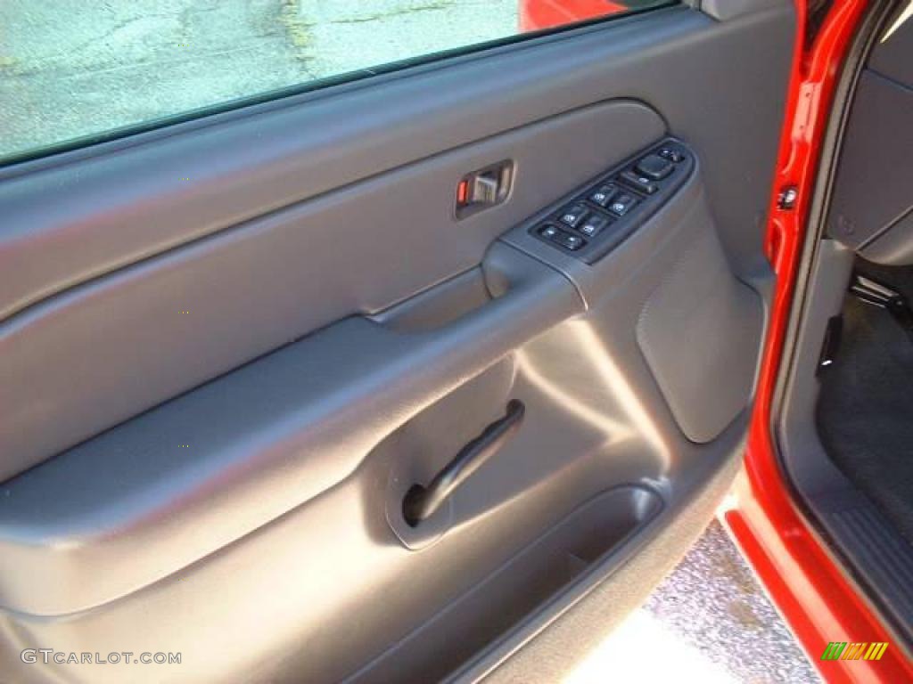 2004 Silverado 1500 Z71 Crew Cab 4x4 - Victory Red / Medium Gray photo #7